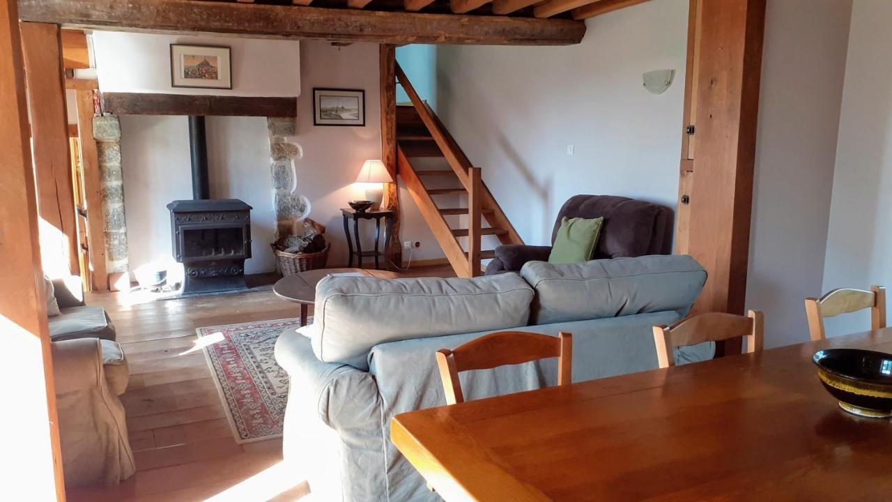 Private Farmhouse For Six In The Countryside Saint-Pierre-sur-Orthe Buitenkant foto