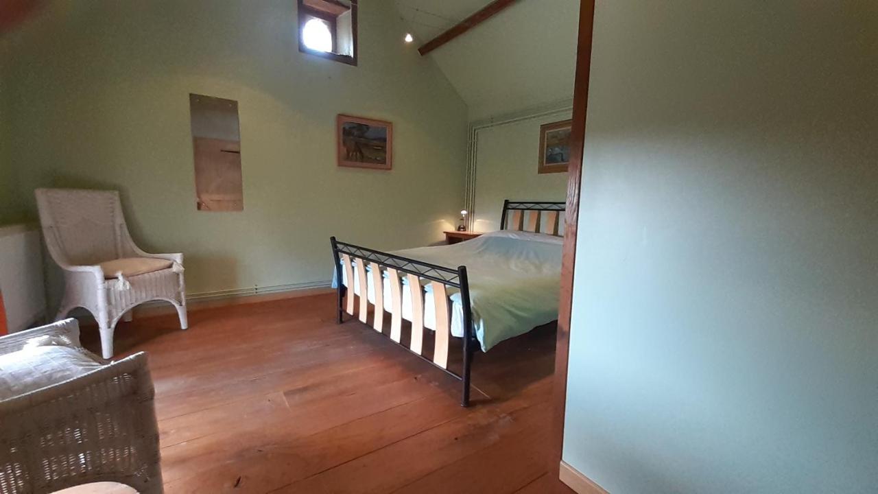Private Farmhouse For Six In The Countryside Saint-Pierre-sur-Orthe Buitenkant foto