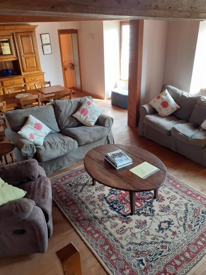Private Farmhouse For Six In The Countryside Saint-Pierre-sur-Orthe Buitenkant foto
